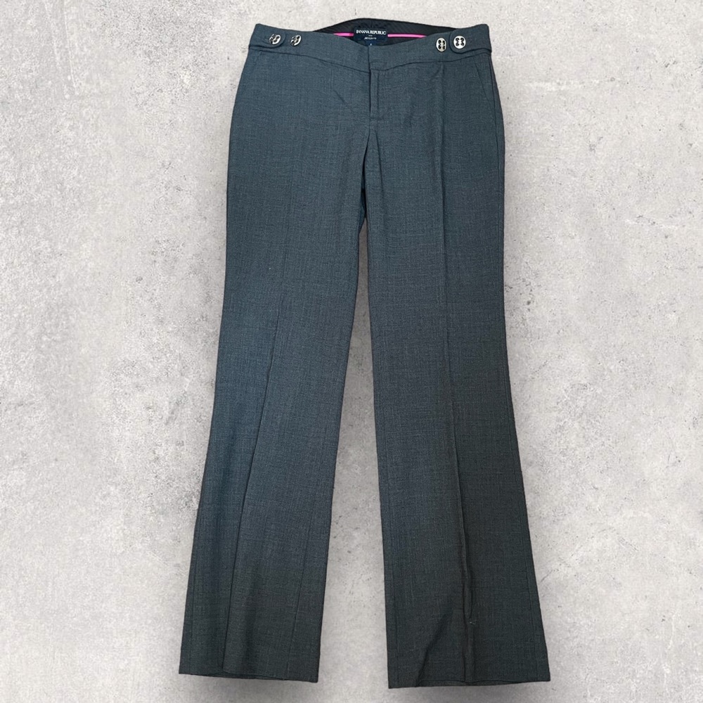 ⭐️ EUC - banana republic - Gray - Dress Pants Woman's Size 4